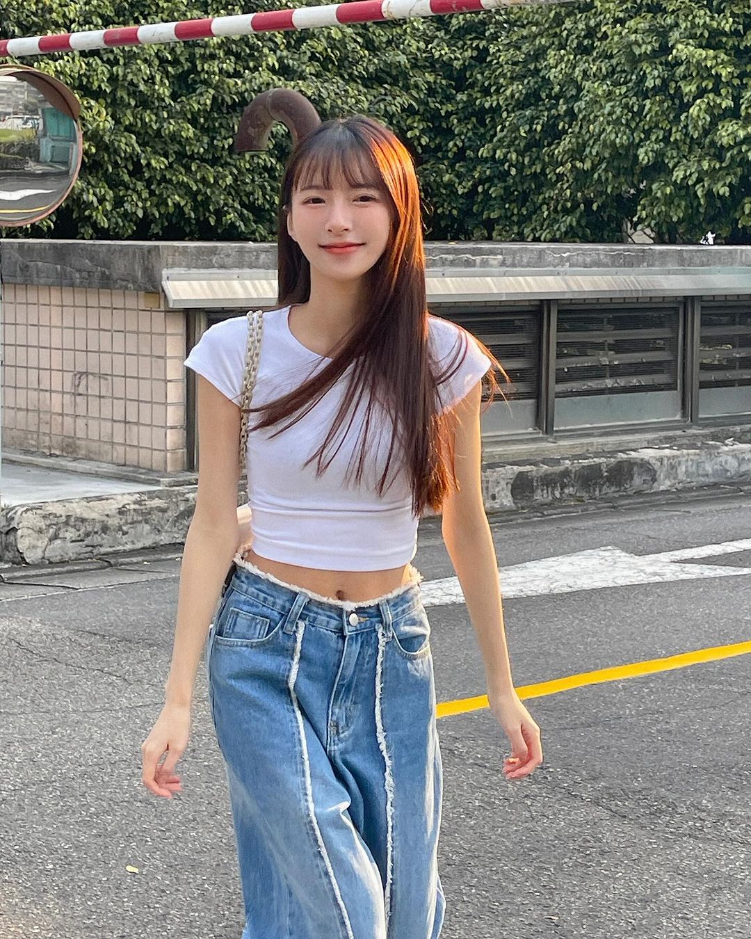 校園正妹「Yuki」美女白皙美腿誘惑居家寫真照 超優潛力股-第1章-图片6