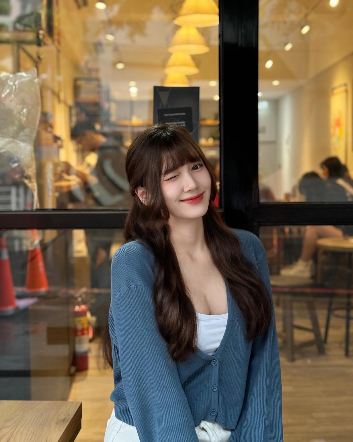 性感嫩妹「尼尼Nani」無敵視角超邪惡 網放大一看全驚呼