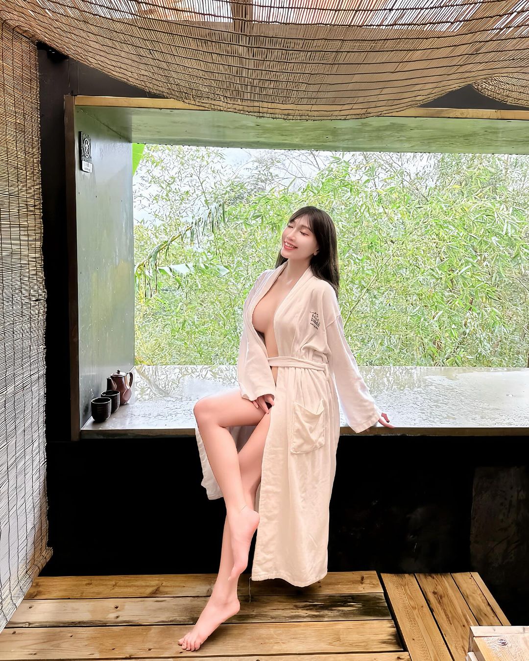 正妹「側身超兇」！台中球場6800人噴鼻血朝聖　本尊IG被神出-第1章-图片3