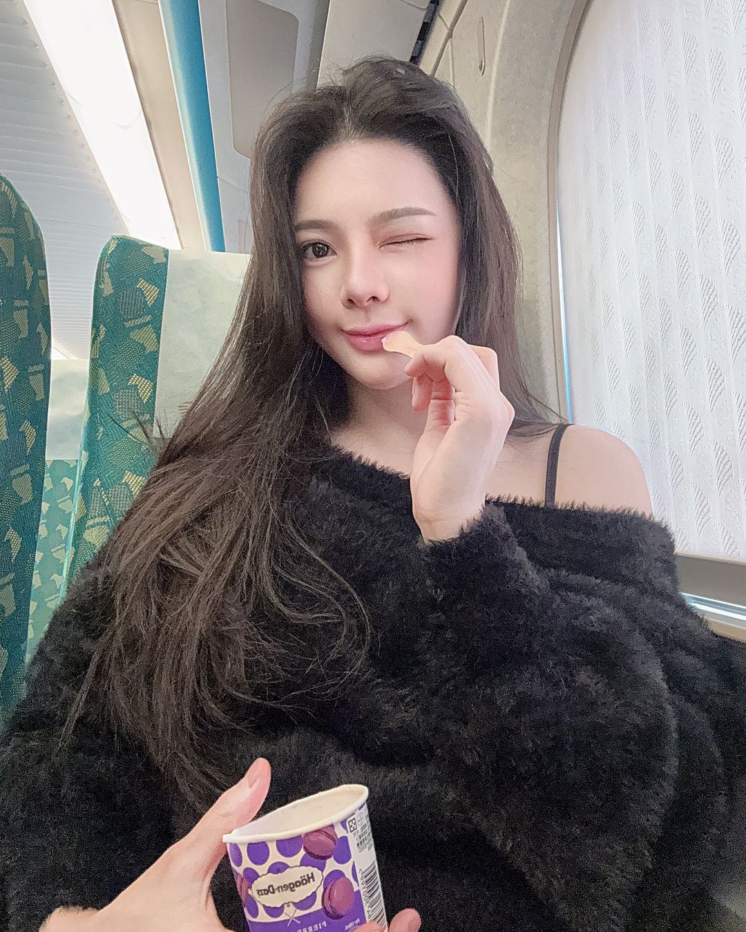 戀愛感「霍萱 」甜美臉蛋下的大胸器才是狠角色-第1章-图片2