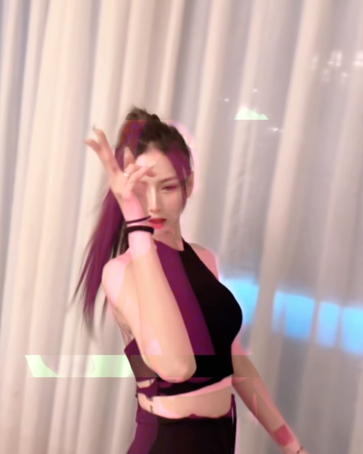 「蔡米奇」酥胸微露 好曲線 讓人深深著迷-第1章-图片30