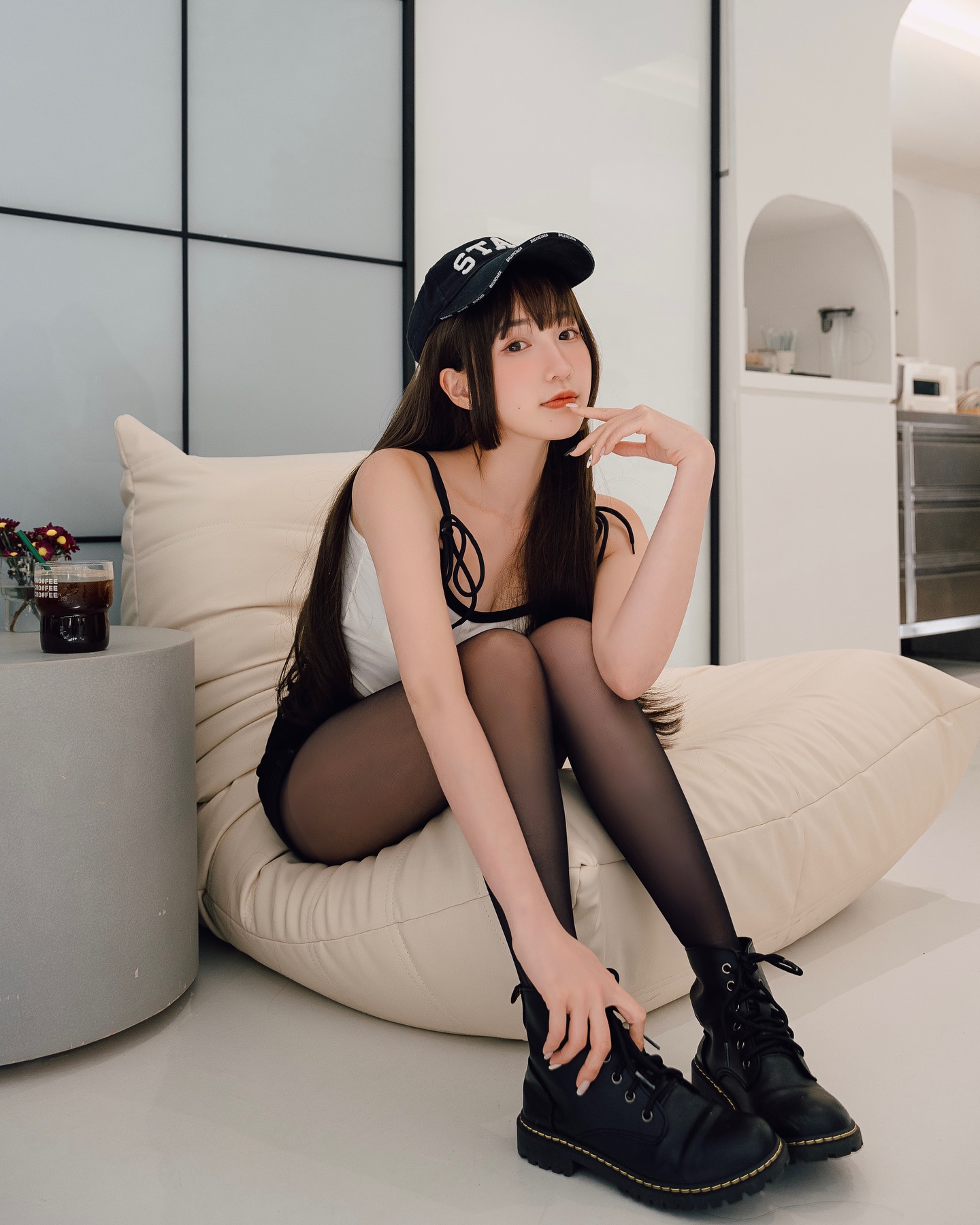 鄰家女孩「柯姿 ᴋᴢɪ」頂級豪乳令人陶醉 勾引不斷-第1章-图片27