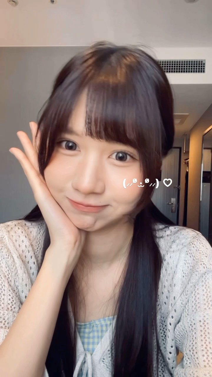 The small face spreads youthful breath.-第1章-图片12