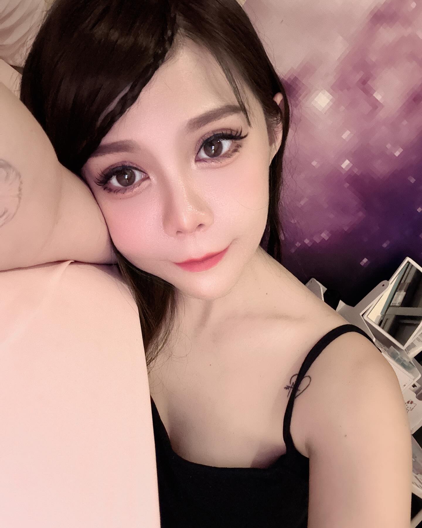 Extreme cute sister