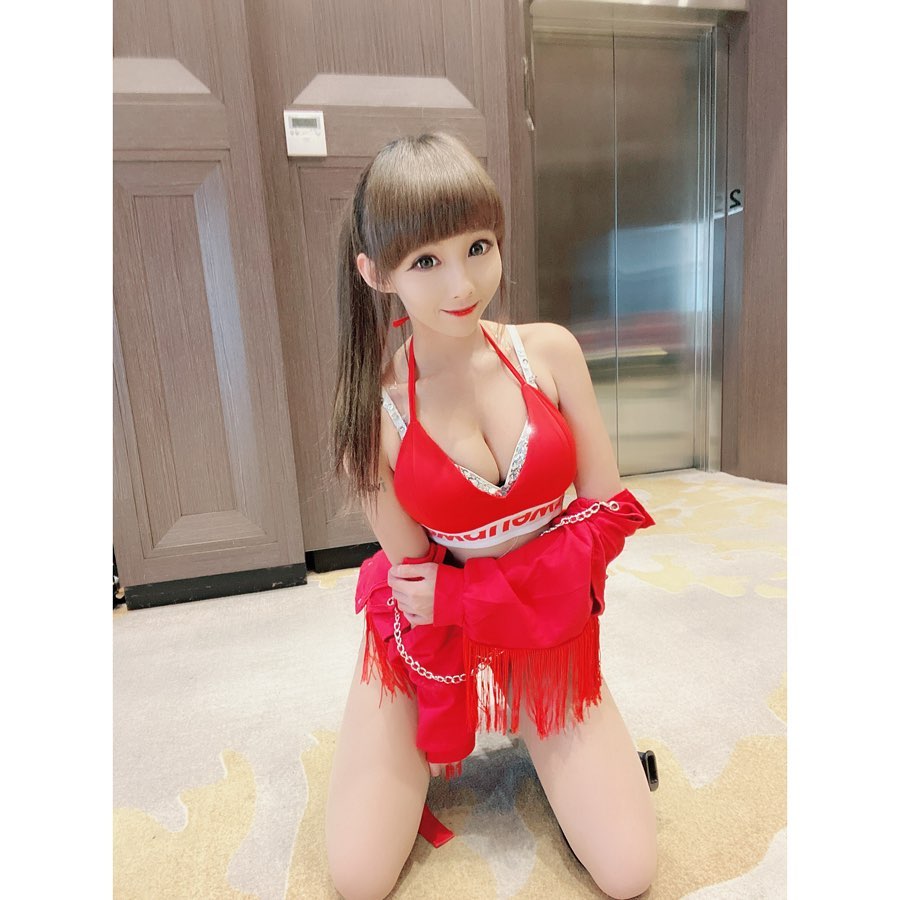 Sexy little devil