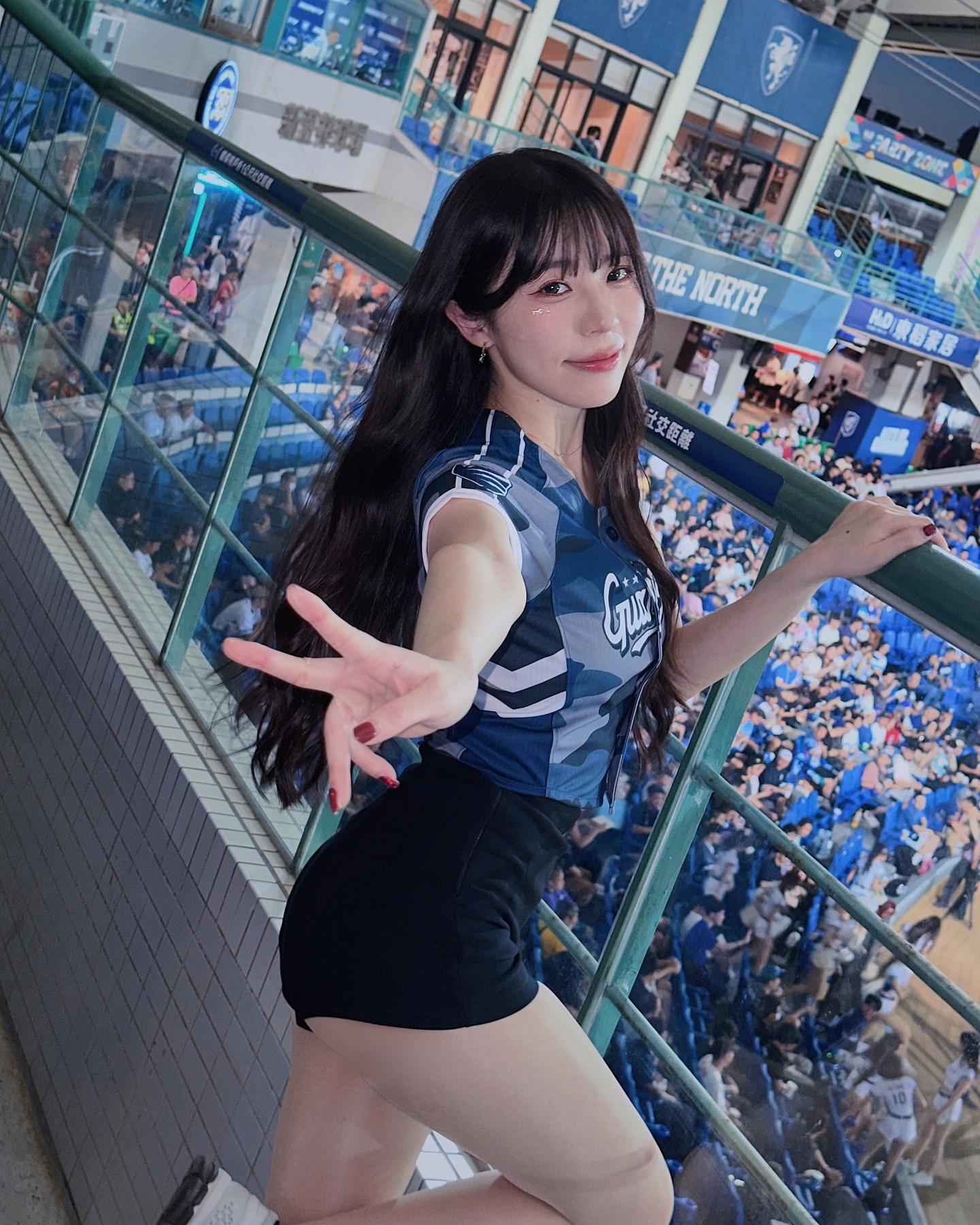 酥胸微露「赤鬼伯伯akaoni」原汁原味女友感 看得鼻血直流-第1章-图片8