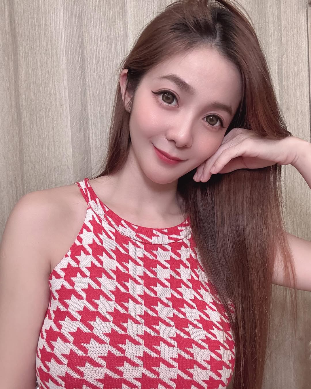 The “Theresa Sarah” is too hot on the front side.-第1章-图片9
