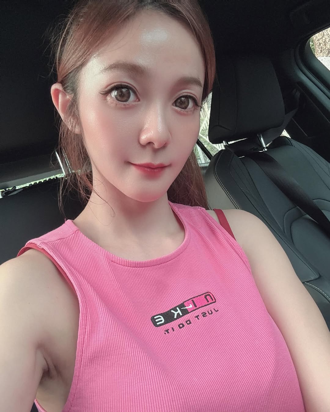 The “Theresa Sarah” is too hot on the front side.-第1章-图片16