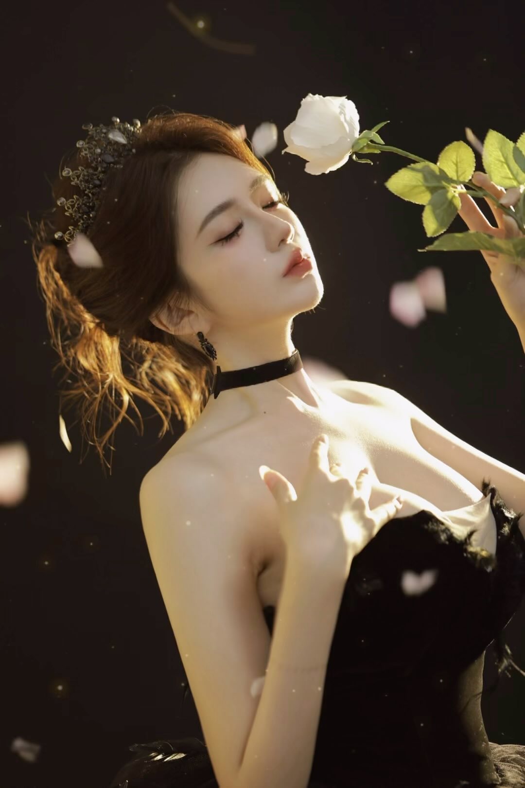Arrogantly surrounded by “Angelina Zenzhi” sweet and sexy.-第1章-图片16