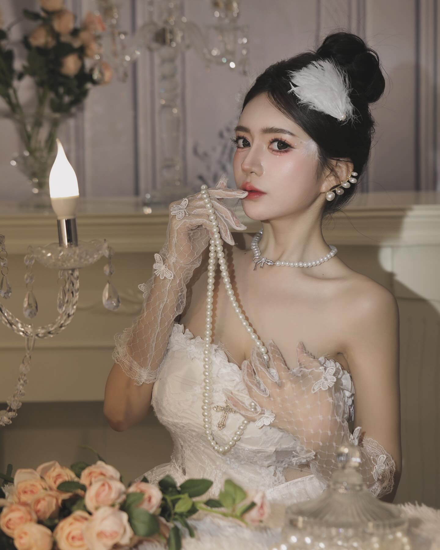 Arrogantly surrounded by “Angelina Zenzhi” sweet and sexy.-第1章-图片18