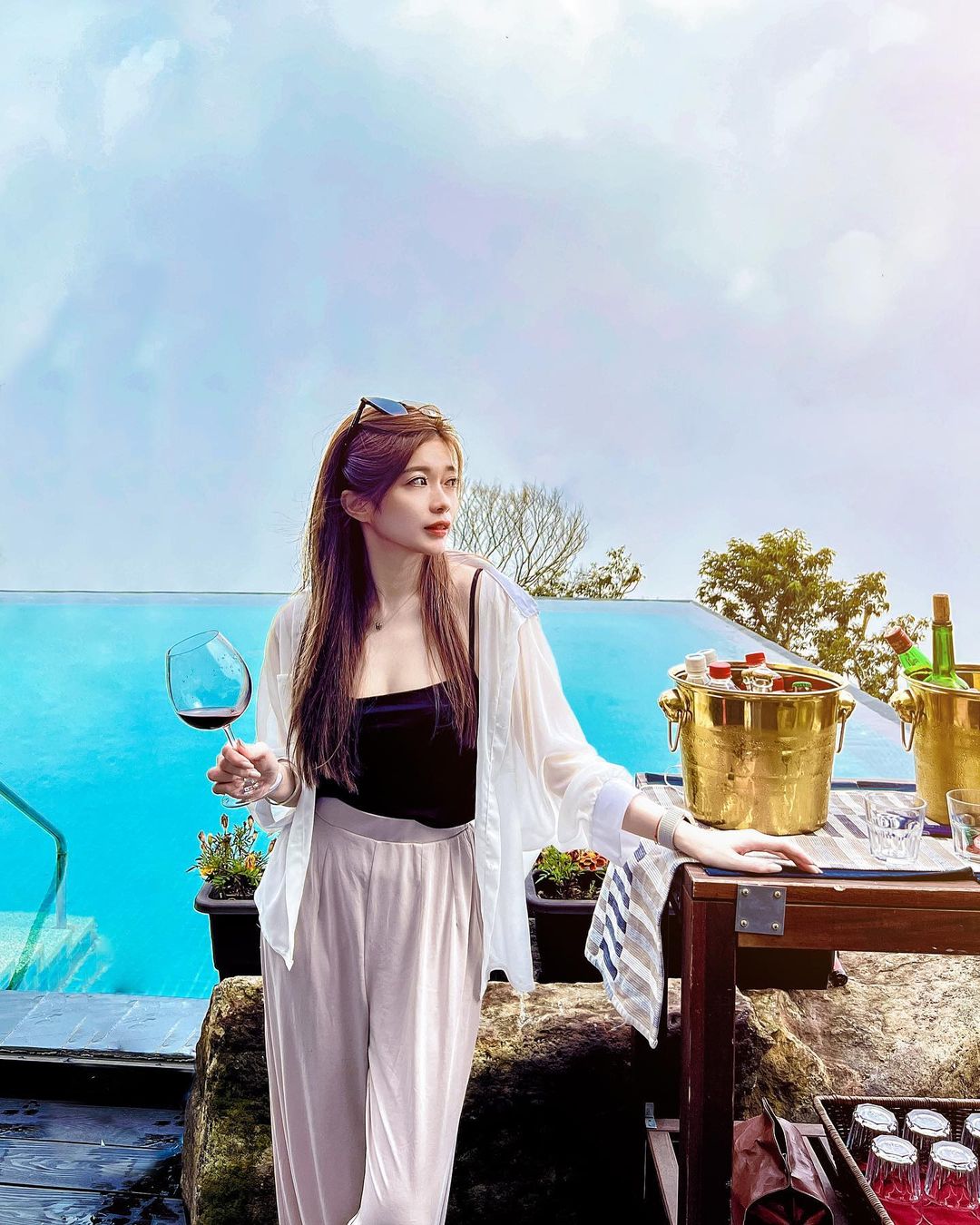 美乳小隻馬「薛如涵」傲人雙峰洶湧-第1章-图片16