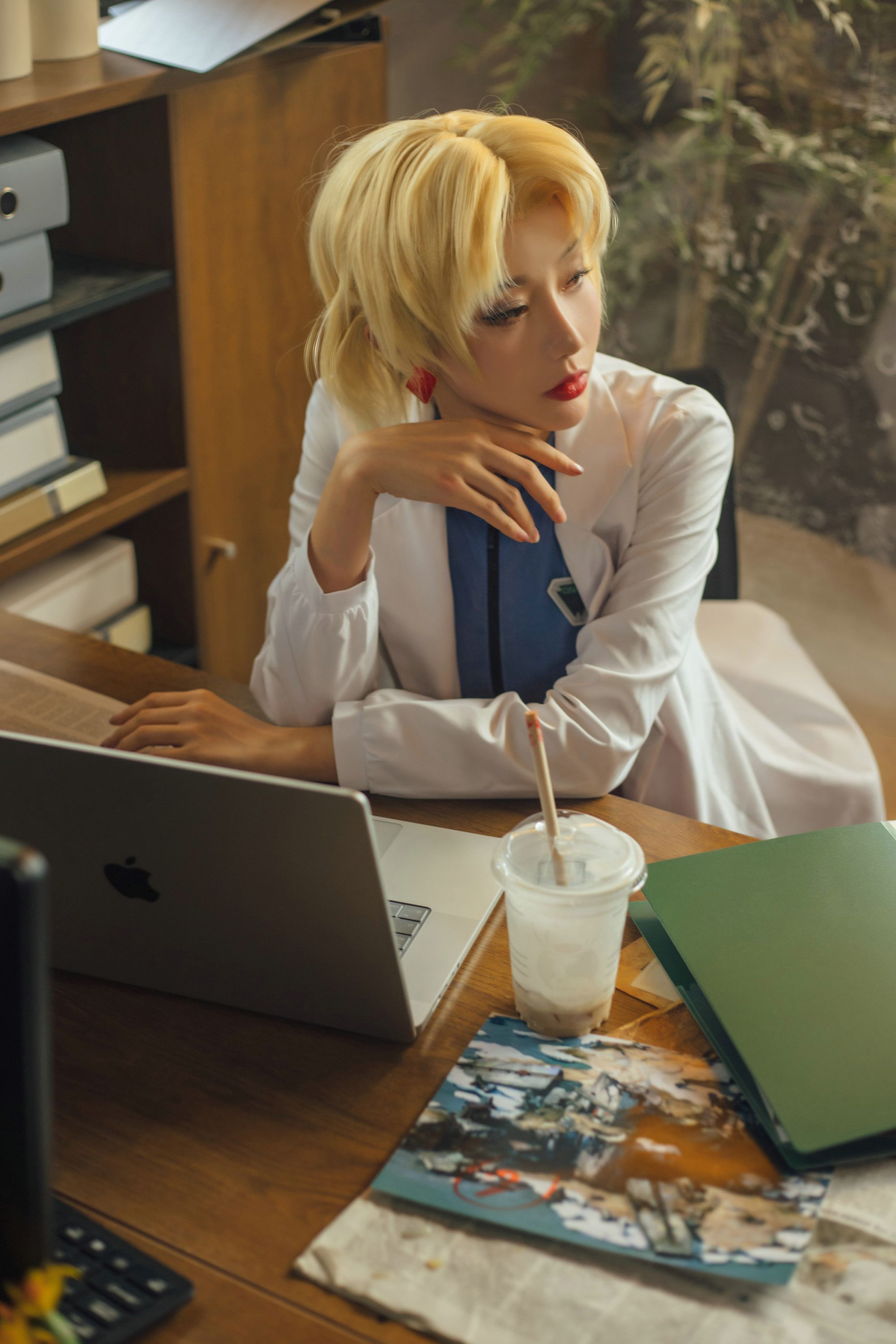 Internet collection series of welfare girls as the moon grey redwood lawyer VIP welfare posts all 36p-第1章-图片5