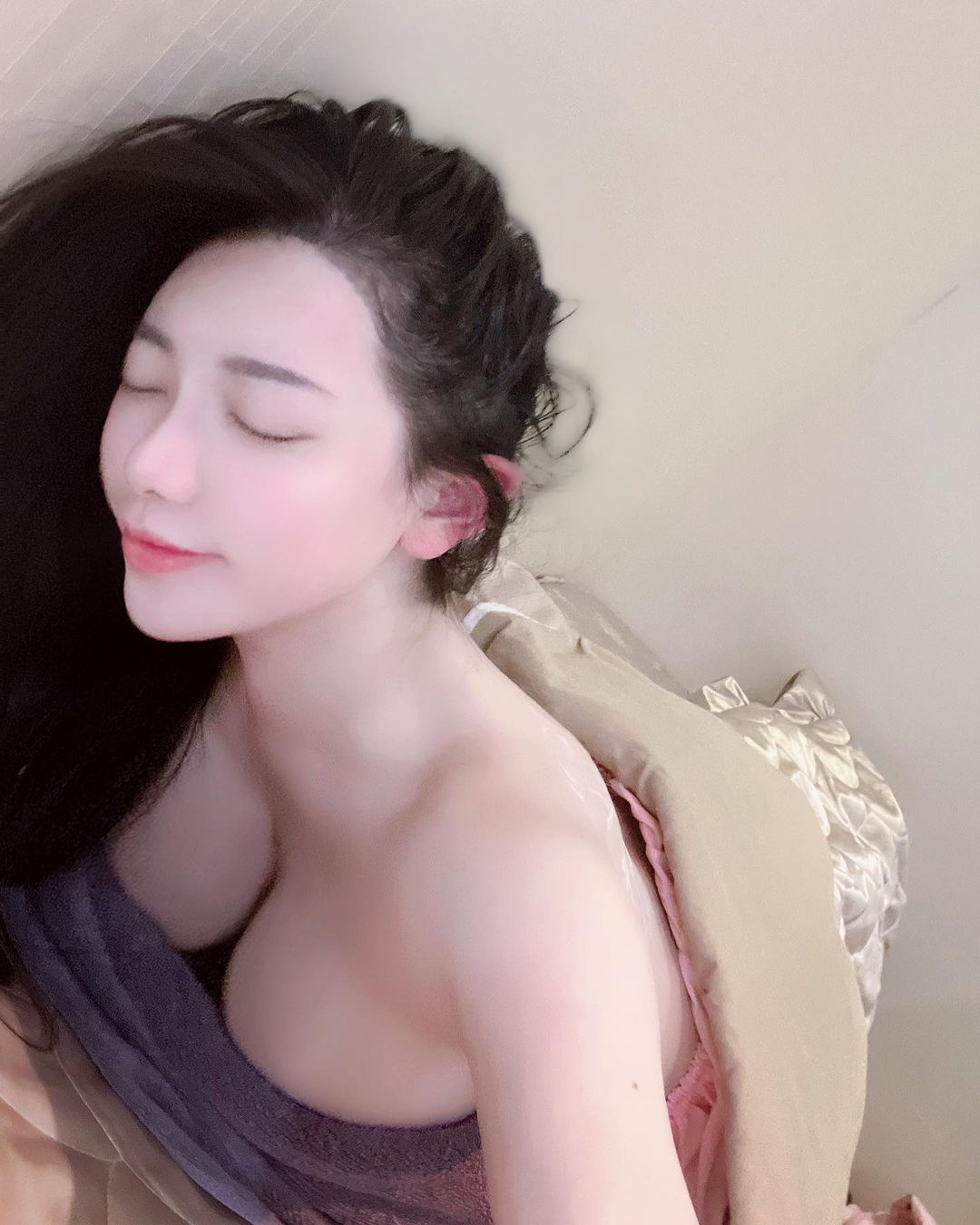 Taiwan's sister with a sexy body, Iris Hawaiian-第1章-图片4