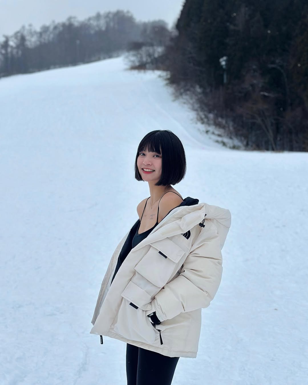 雪白肌誘惑「曾珮晨」 大眼女孩 甜美臉蛋-第1章-图片19