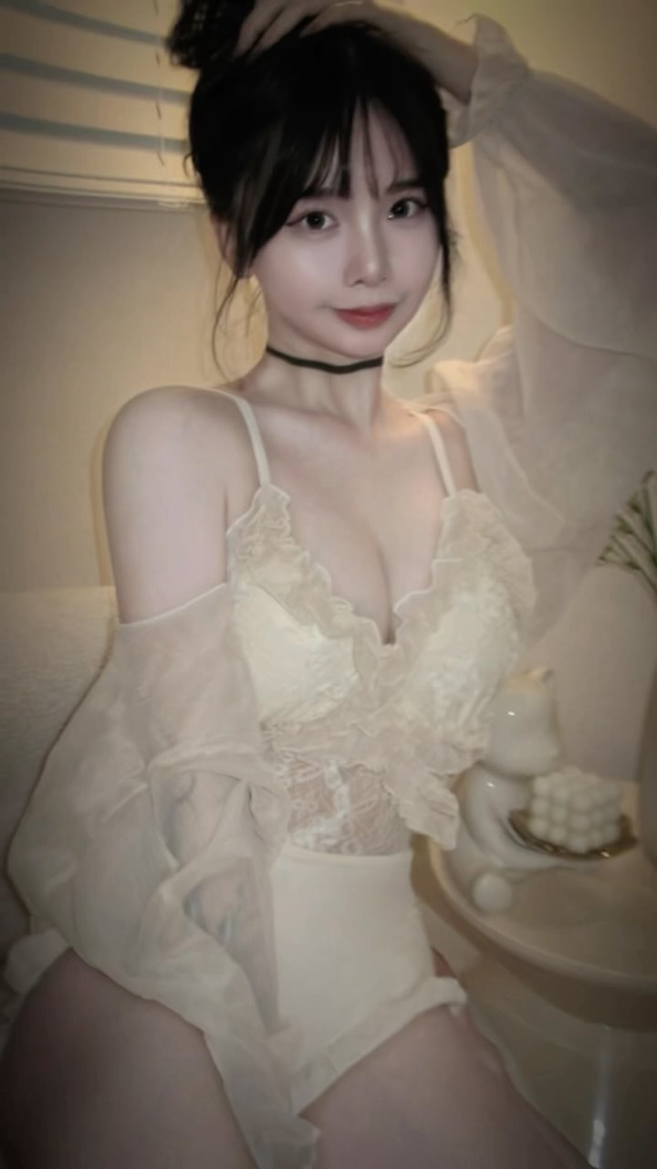 “ZAZZA” angel-like smile gives people full of vitality