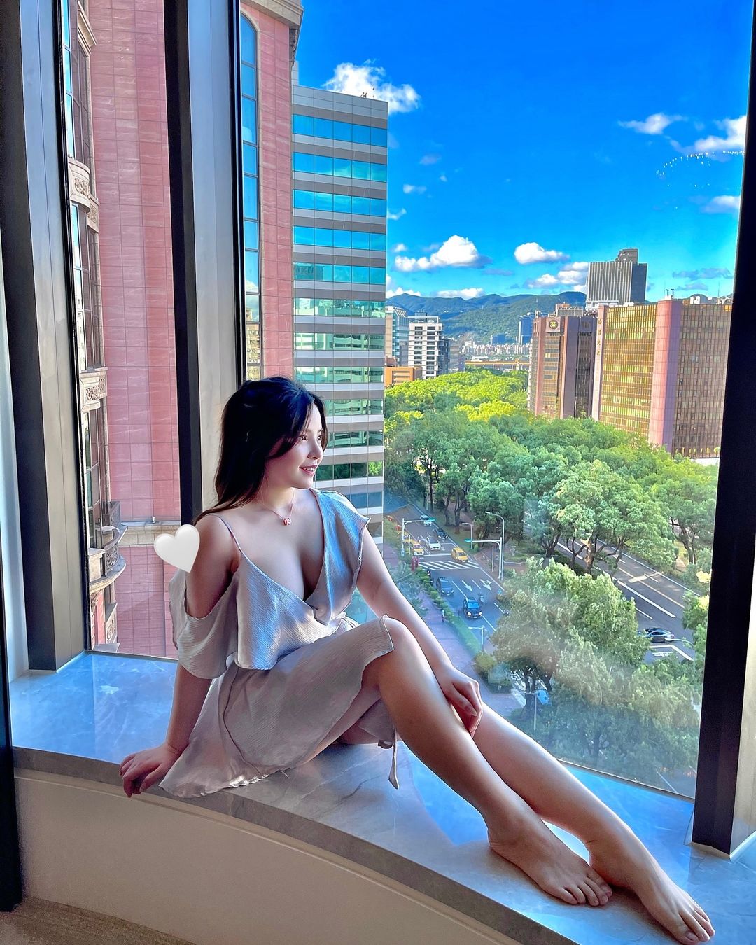 “Cynthia” bombard your gaze.-第1章-图片6