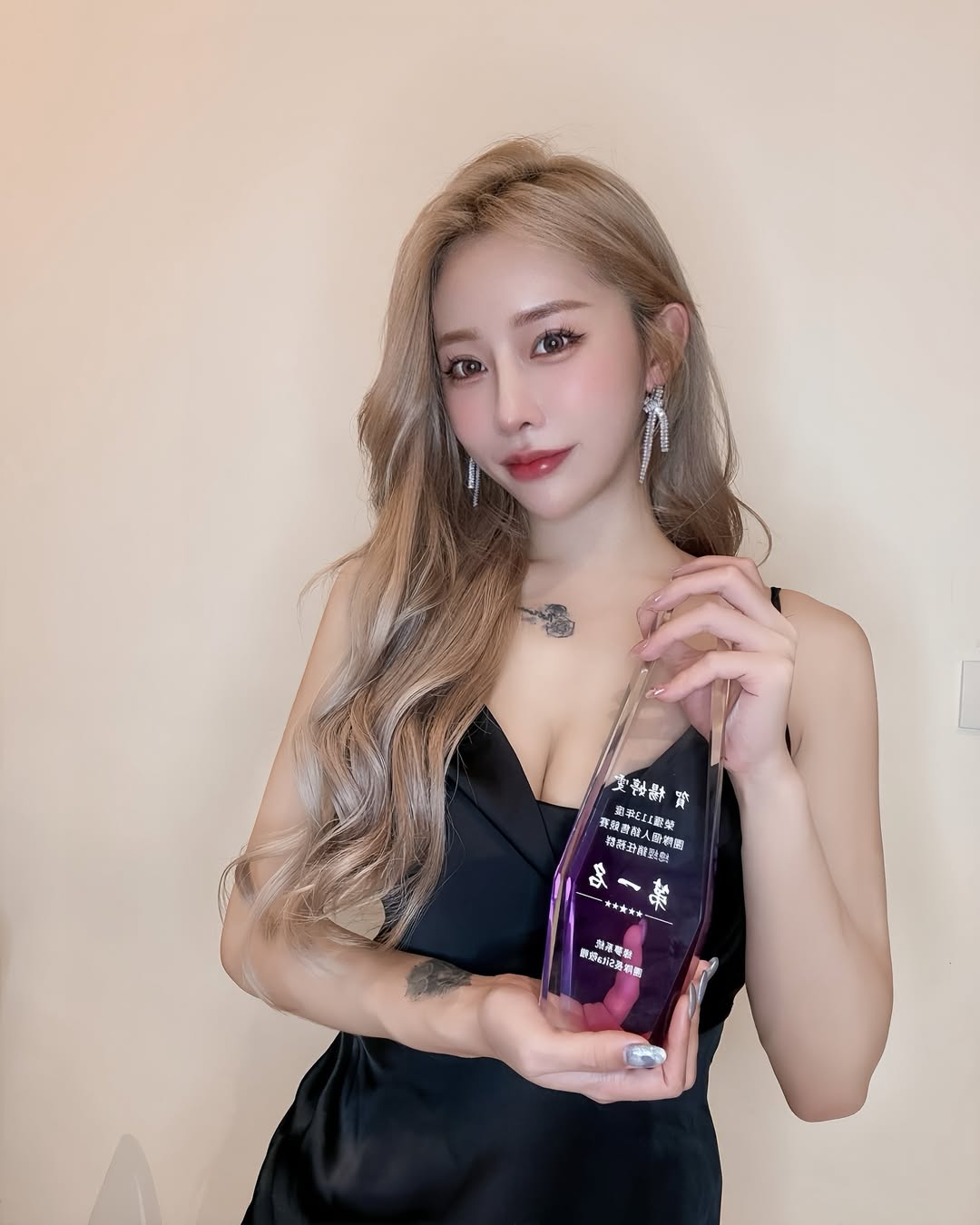 “Lisa” es una guapísima guapísima.-第1章-图片7