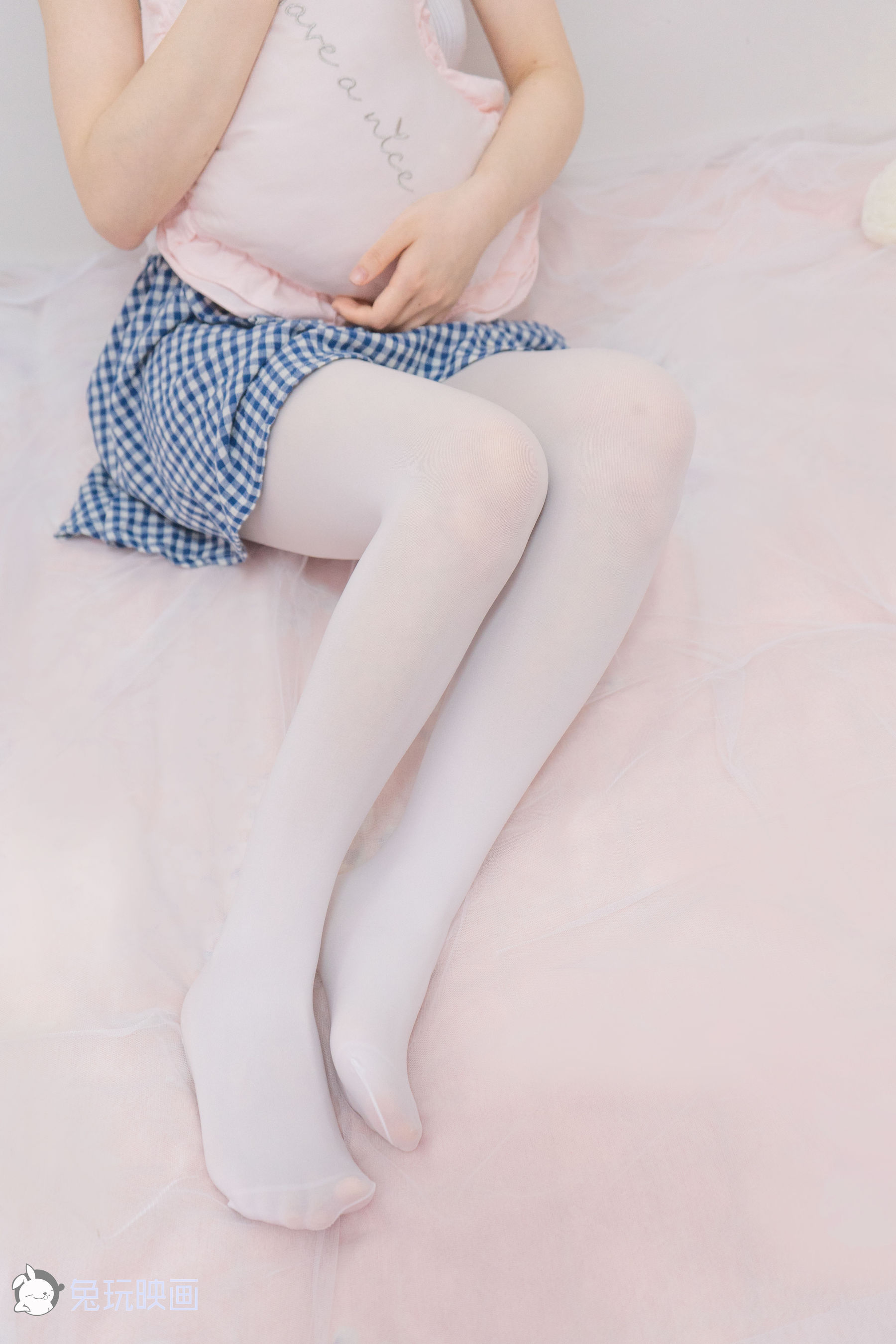 Camiseta de conejo con pantalones azules.-第1章-图片17