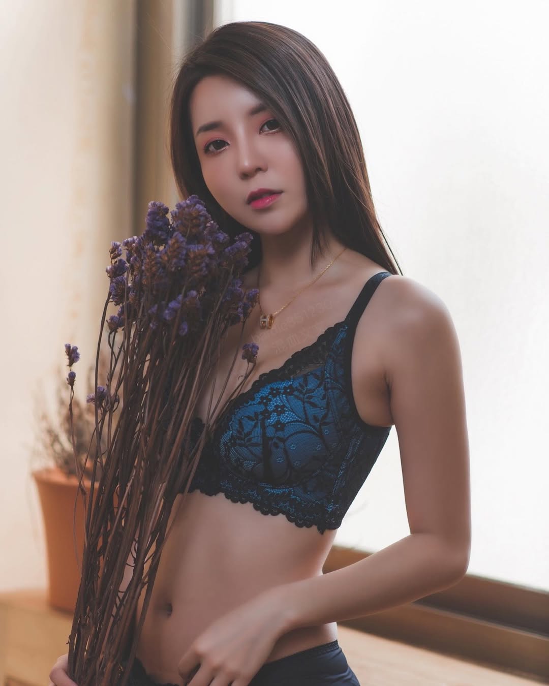 「混血文文」 一個眼神就魅惑你的心-第1章-图片3