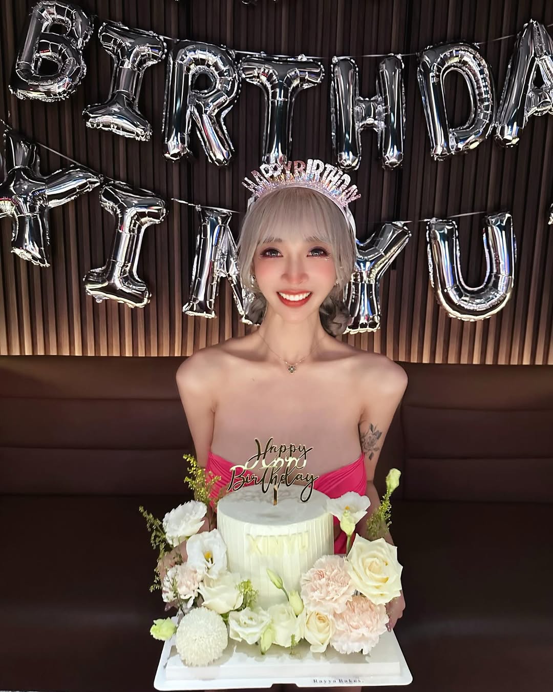 「Lan_Xin_Yu」展現飽滿火辣身材 無懈可擊-第1章-图片16