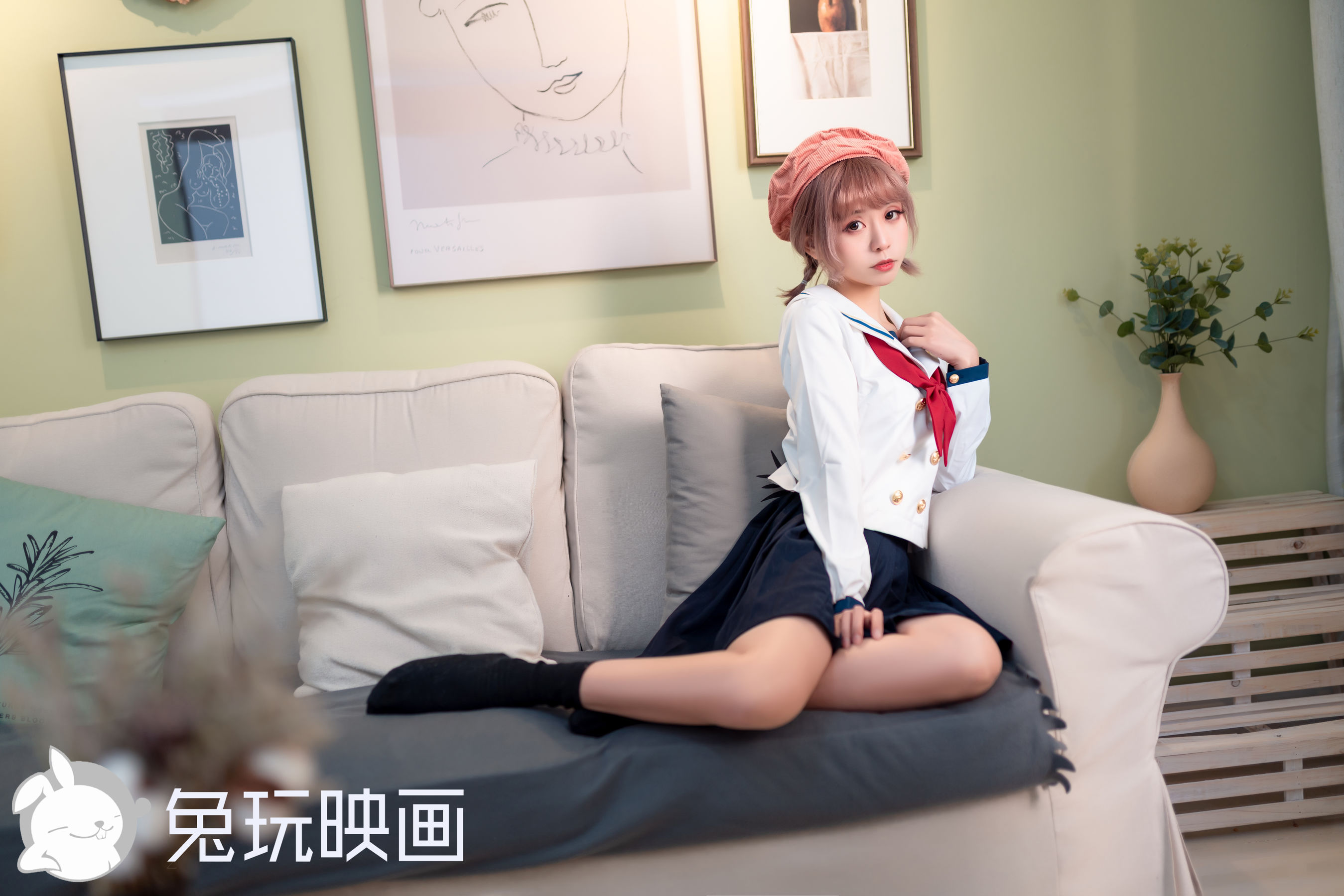El conejo dibuja a las chicas.-第1章-图片6