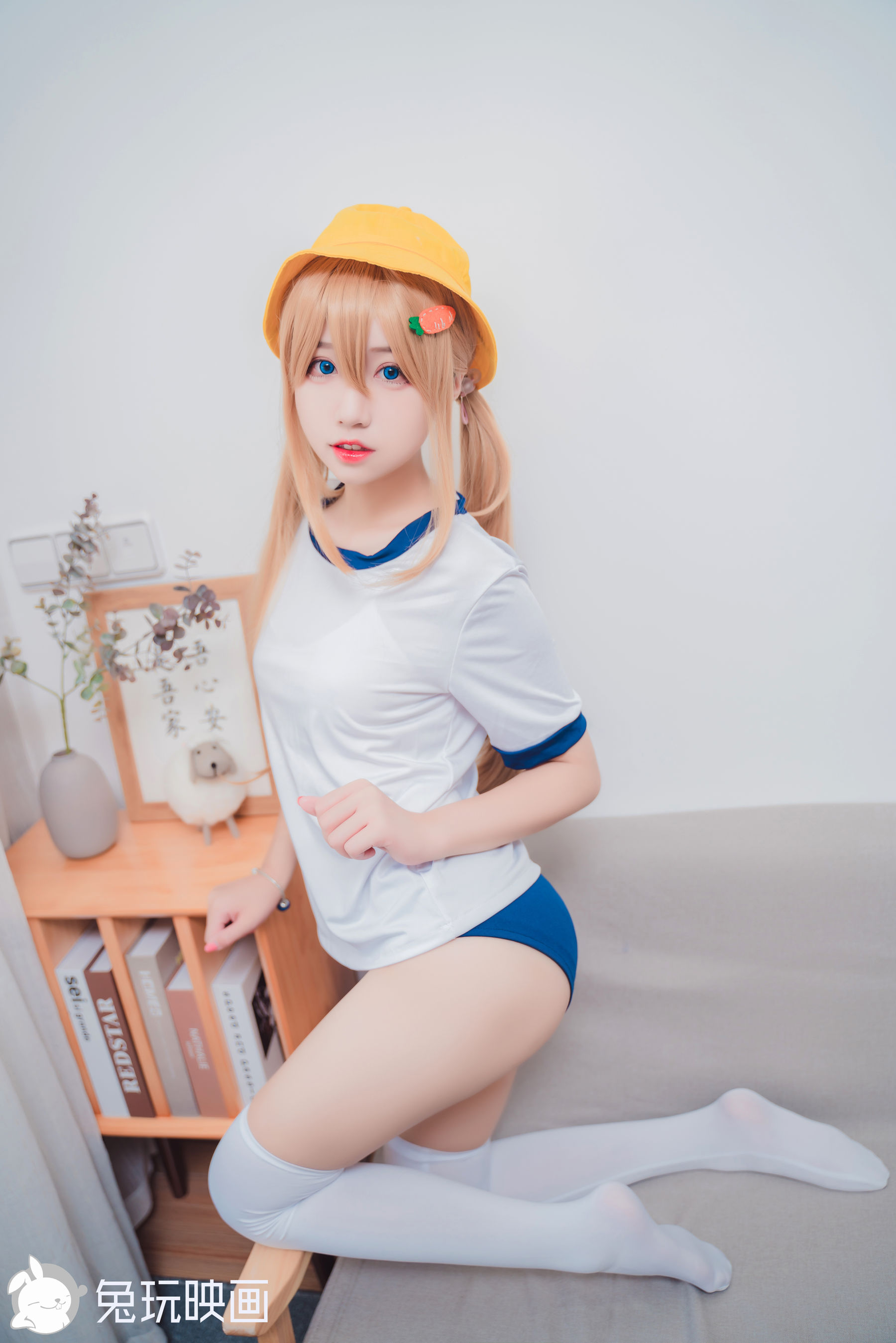 Juguete con sombrero amarillo.-第1章-图片7