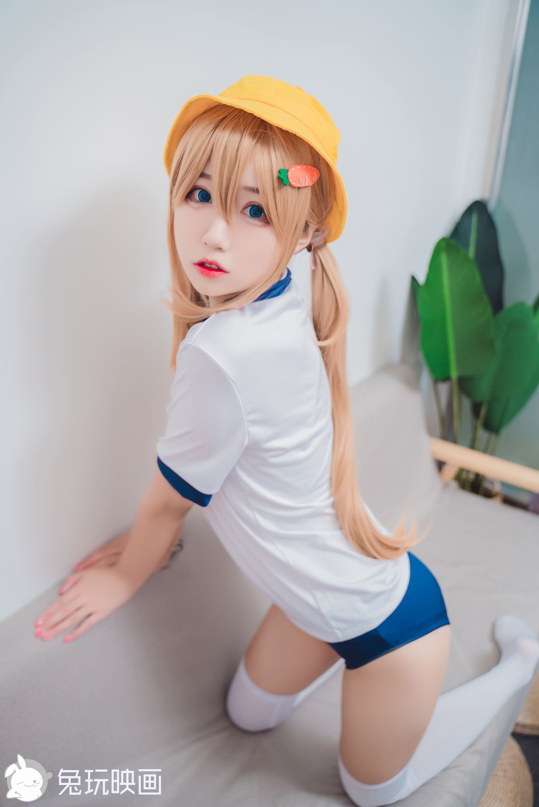 Juguete con sombrero amarillo.-第1章-图片9