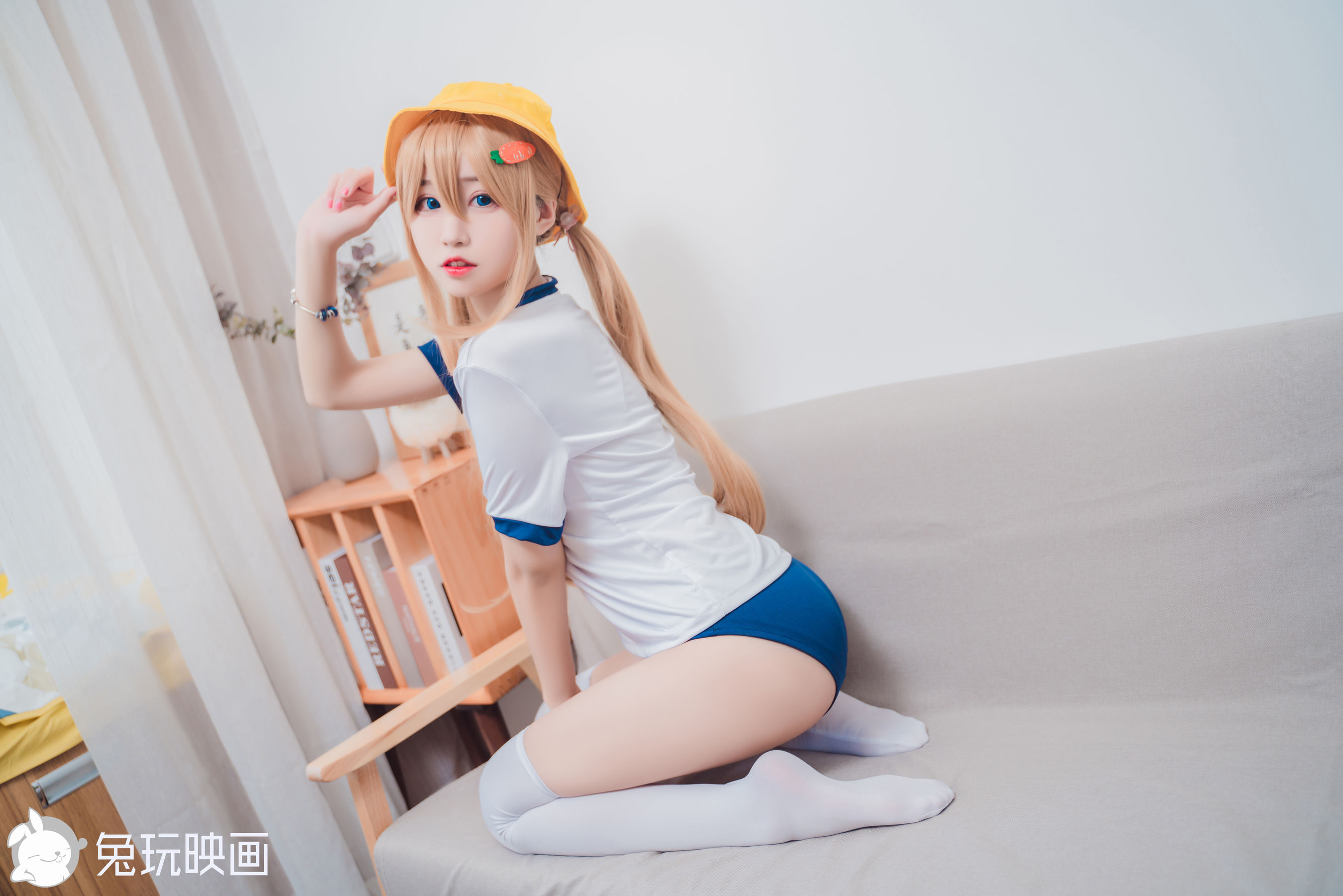 Juguete con sombrero amarillo.-第1章-图片16