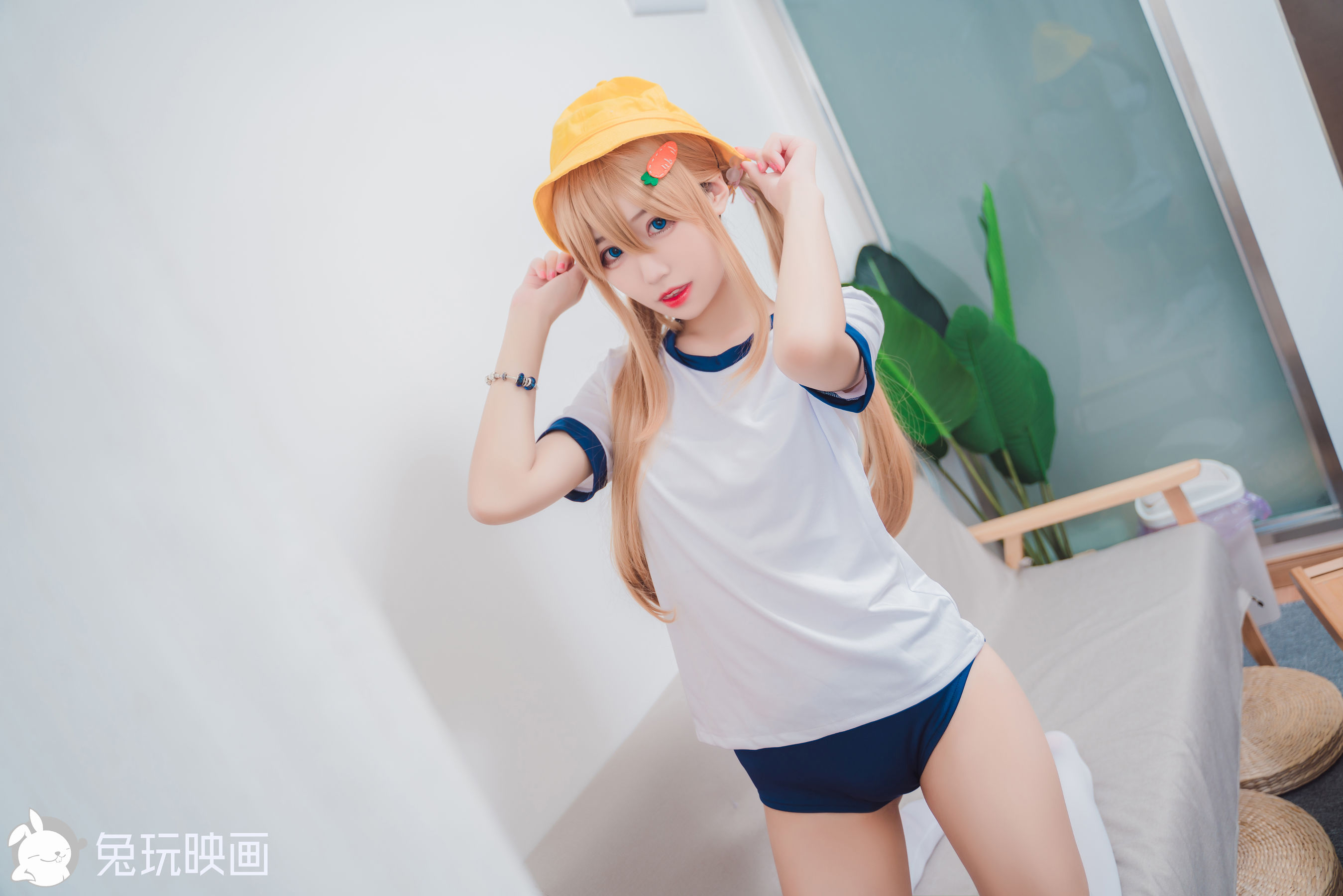 Juguete con sombrero amarillo.-第1章-图片20