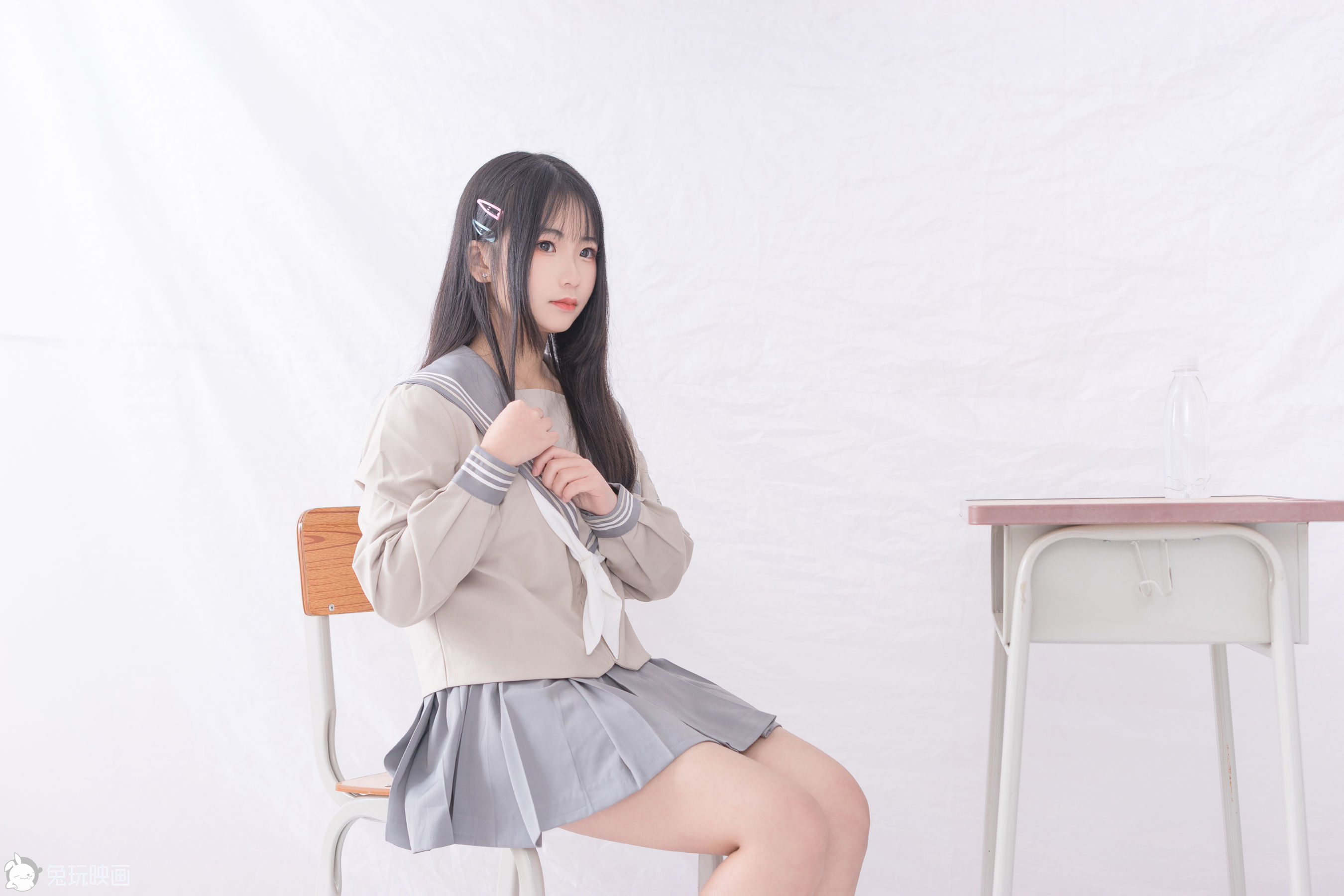 J.K. Uniform Vol 026 Niña silenciosa-第1章-图片10
