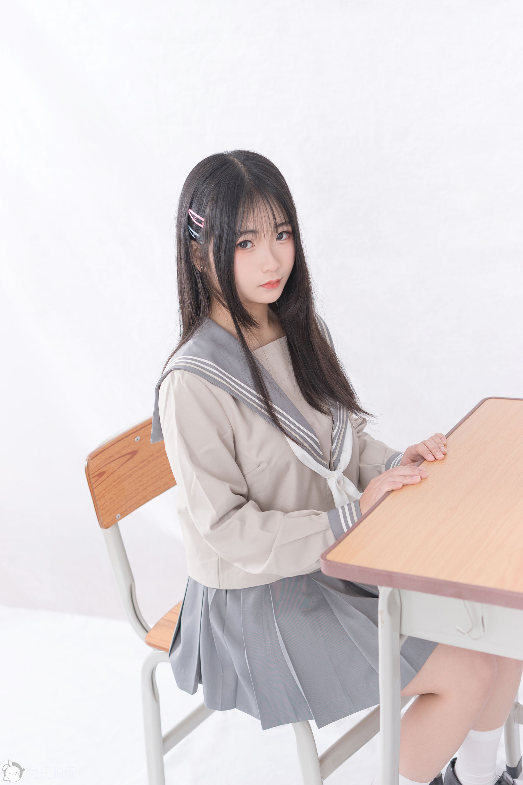 J.K. Uniform Vol 026 Niña silenciosa-第1章-图片20