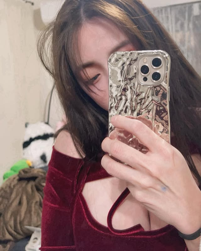 火辣肉體坦蕩露出「水蜜寶」瞬間把你征服-第1章-图片6