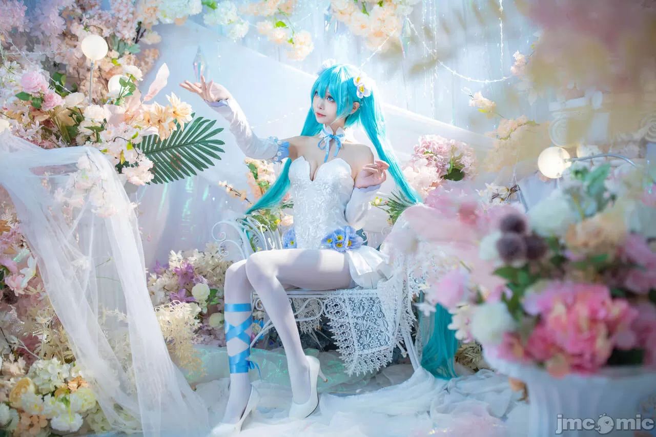 [艾西Aiwest] 初音 粉蝶花  COSPLAY-第1章-图片9