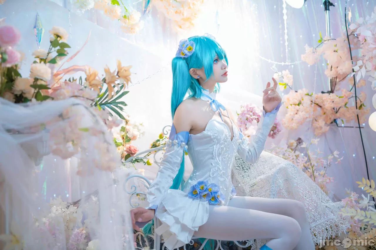 [艾西Aiwest] 初音 粉蝶花  COSPLAY-第1章-图片24
