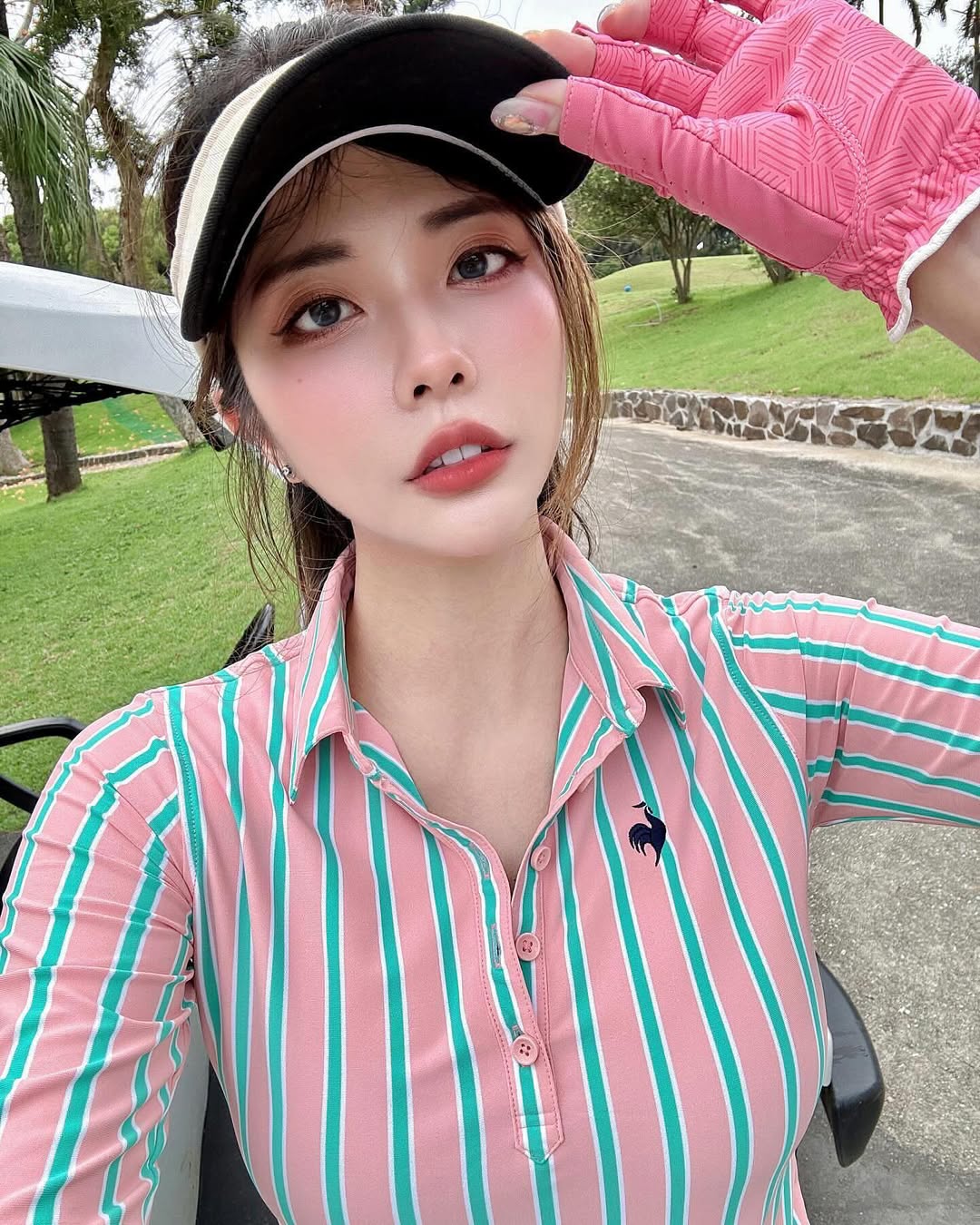 「JoannaLin沐沐」纖細嫩腰美胸 火辣視角偷走你的心  IG推特美女-第1章-图片6