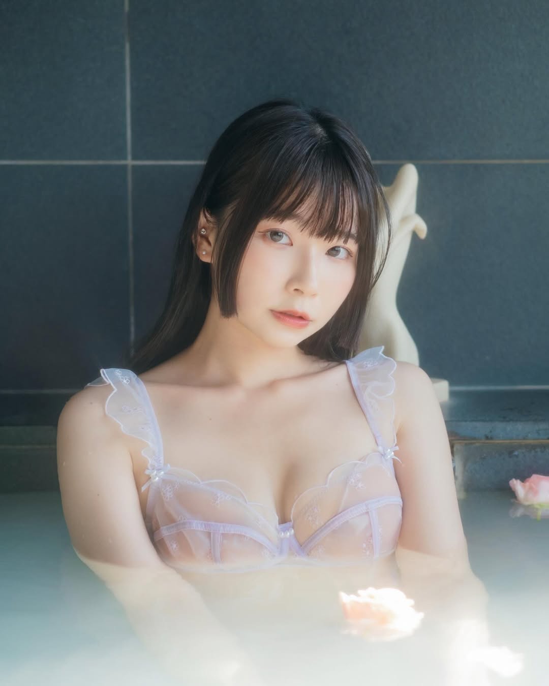 小可愛「陳QQ」完美的飽滿身材 令人著迷  IG推特美女-第1章-图片10