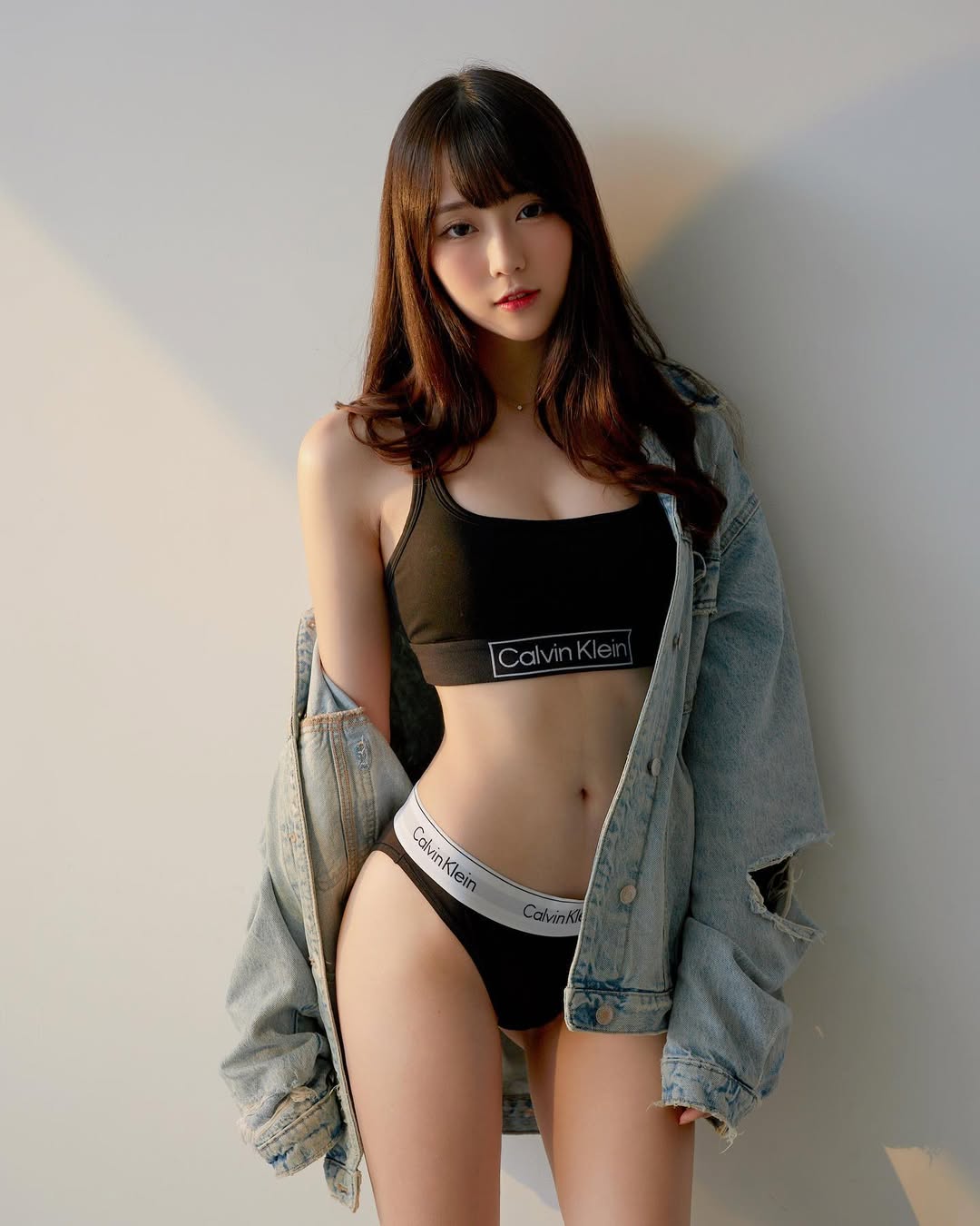 「瑋庭Angela」腰束奶澎 可愛中帶點性感  IG推特美女-第1章-图片7