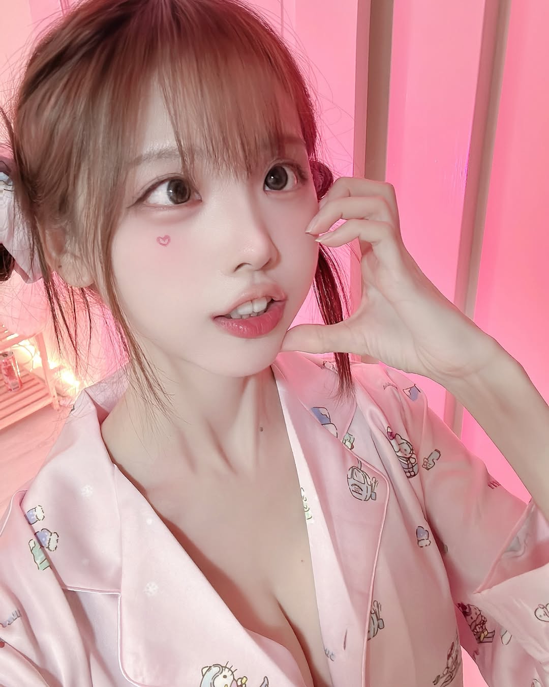 「趙兔兔」魔鬼身材滿到溢出 沒想到如此有料  IG推特美女-第1章-图片3