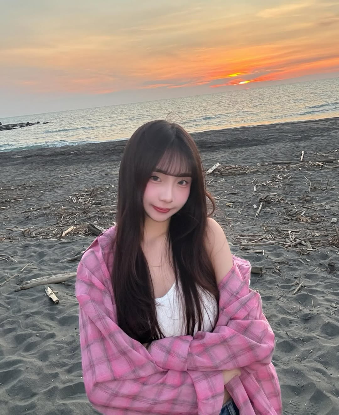 「許慈」大眼甜妹微露姣好身材來勾引你  IG推特美女-第1章-图片9