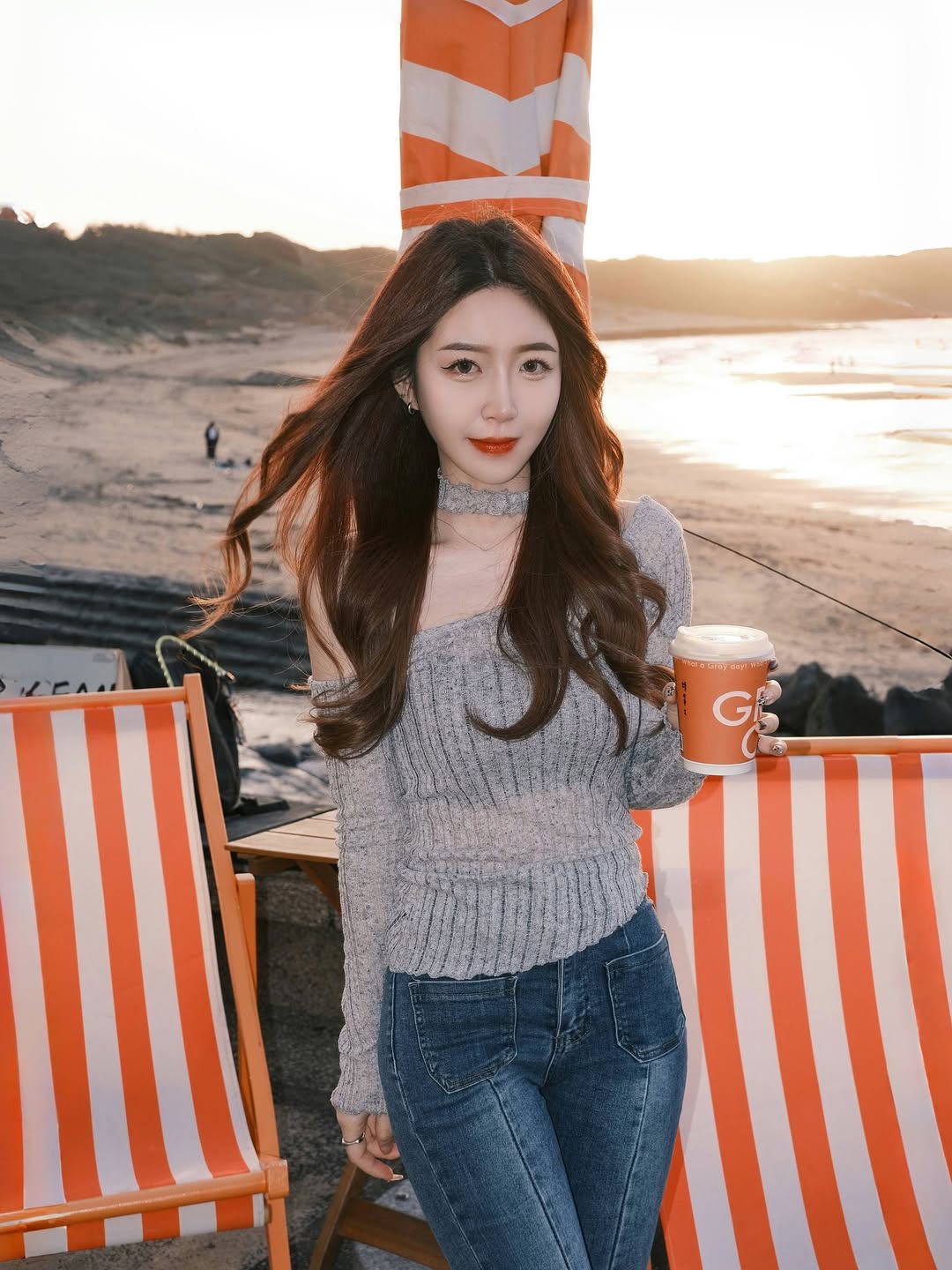 「Zoe 若沂」唯美乳形 白皙美肌好厲害  IG推特美女-第1章-图片5