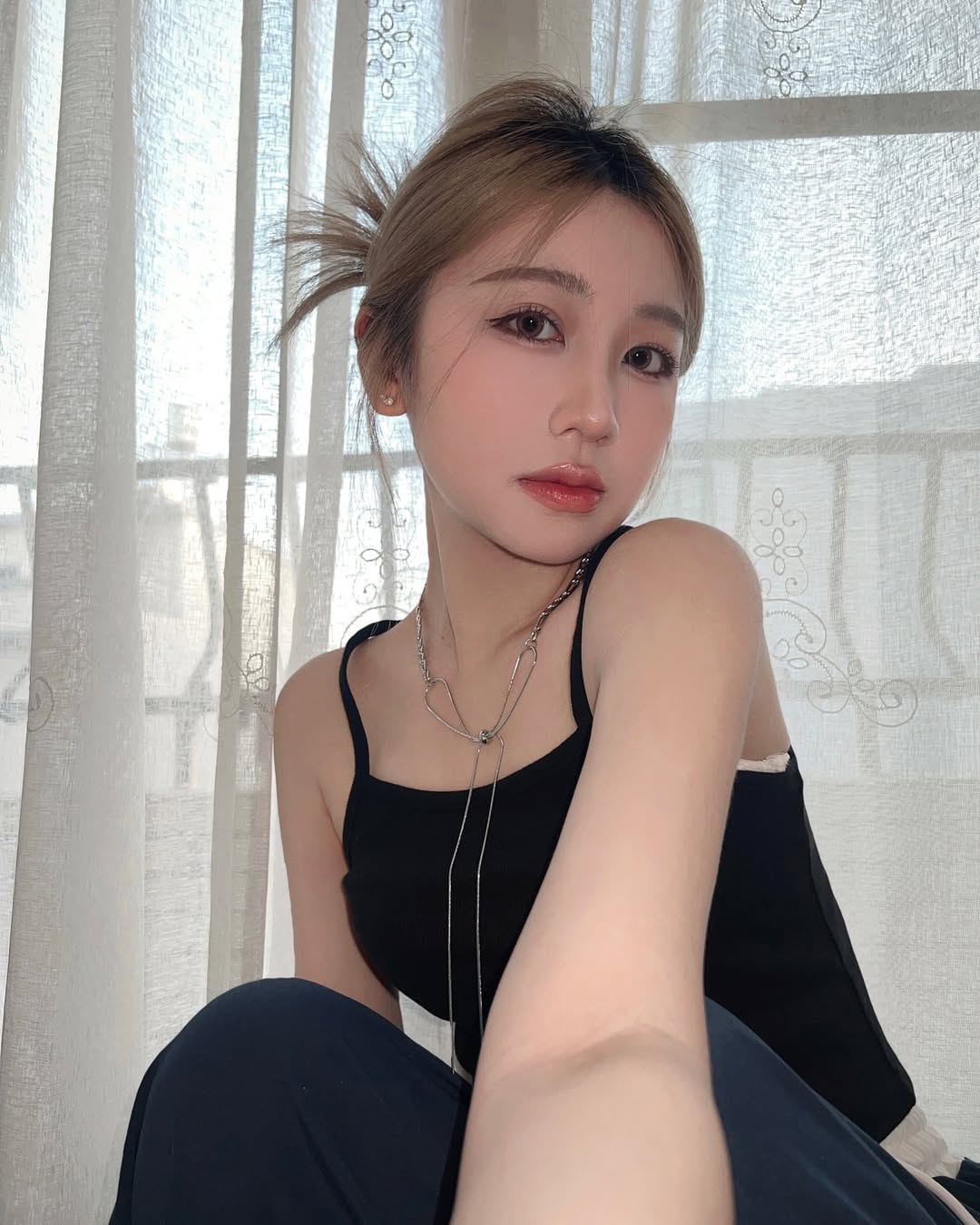 「ㄧㄊ」Ｓ型姣好身段好吸睛 辣到不行  IG推特美女-第1章-图片5