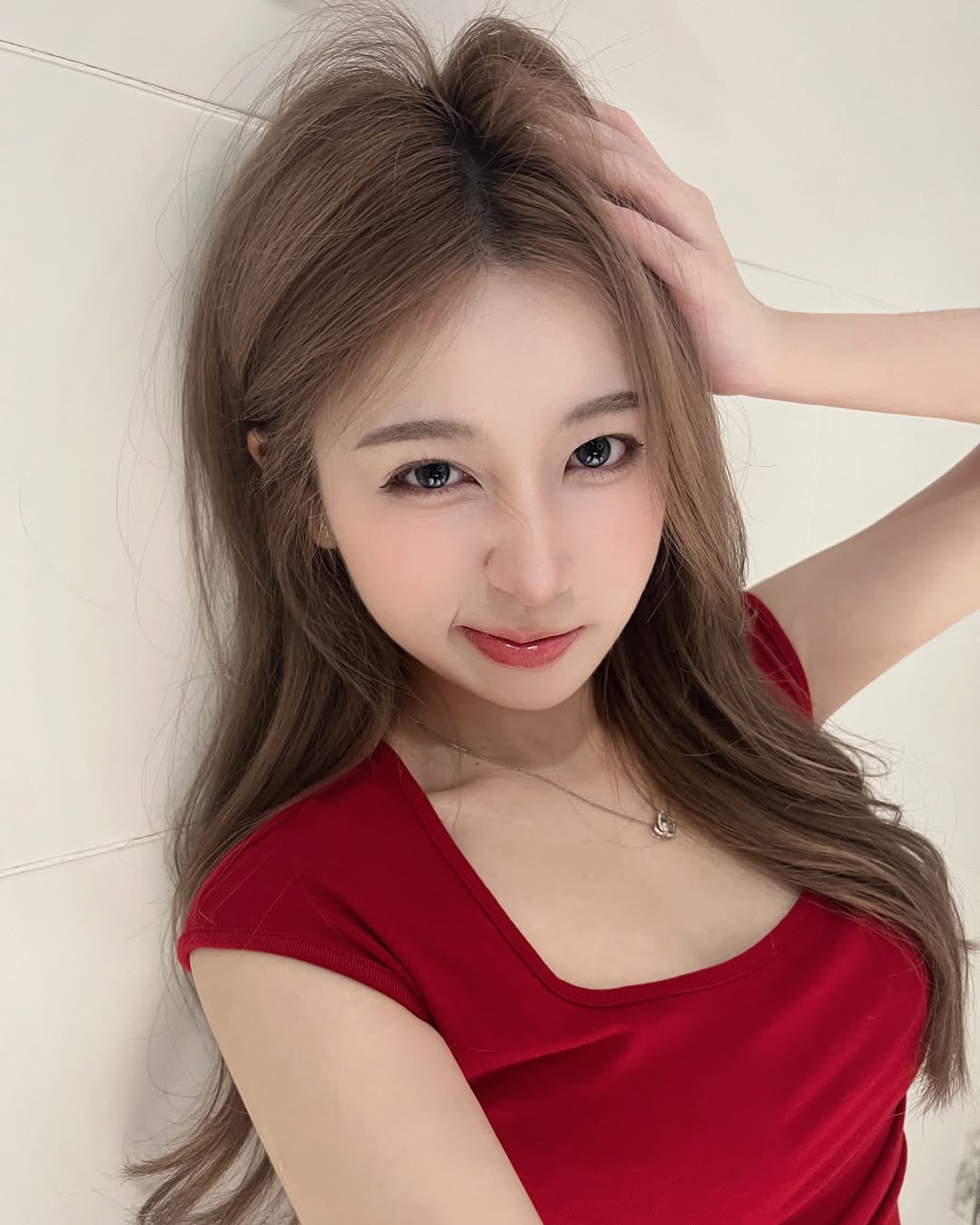 「ㄧㄊ」Ｓ型姣好身段好吸睛 辣到不行  IG推特美女-第1章-图片7