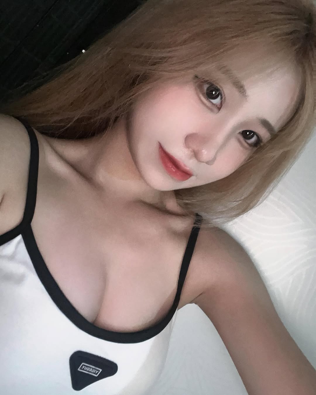 「ㄧㄊ」Ｓ型姣好身段好吸睛 辣到不行  IG推特美女-第1章-图片10