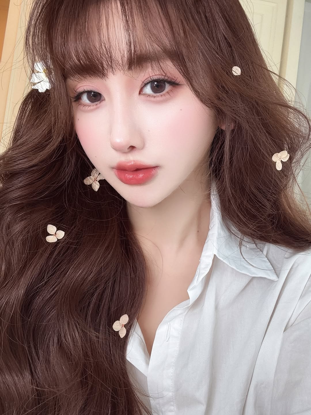 「Amilus Hu」精緻臉蛋下....白嫩鮮乳意圖使人融化  IG推特美女-第1章-图片5